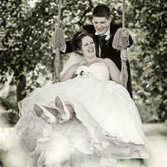 ye-old-bell-weddings-grazia-louise-photography